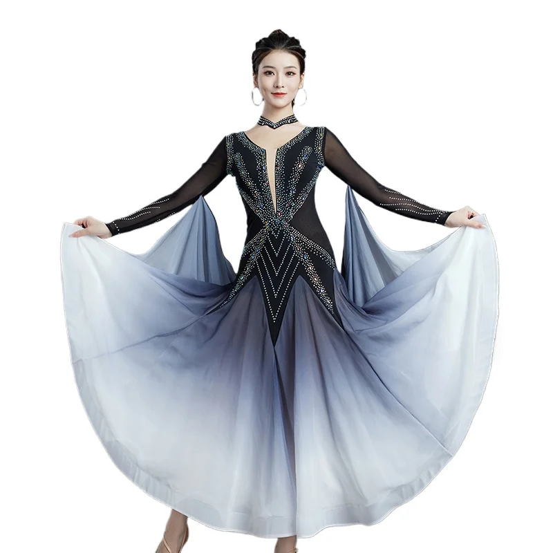 2025 Modern Dance Dress Women's New Waltz Ballroom Dance Latin Dance Ballroom Dance Cha Cha Square Dance Dress 9072
2025 Modern Dance Dress Women's New Waltz Ballroom Dance Latin Dance Ballroom Dance Cha Cha Square Dance Dress 9072