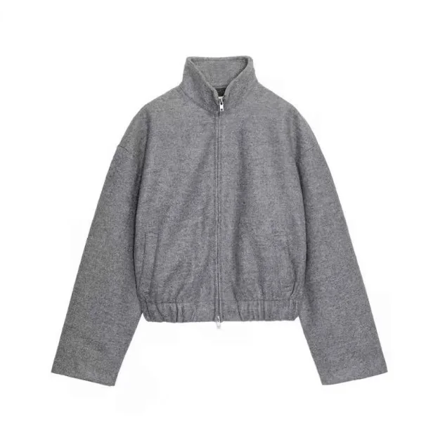 Solid Bomber Jacket Stand Collar Full Zip Up Elastic Rib Hem Side Pockets Drop Shoulder Loose Minimalist Women Cropped Outerwear
Solid Bomber Jacket Stand Collar Full Zip Up Elastic Rib Hem Side Pockets Drop Shoulder Loose Minimalist Women Cropped Outerwear