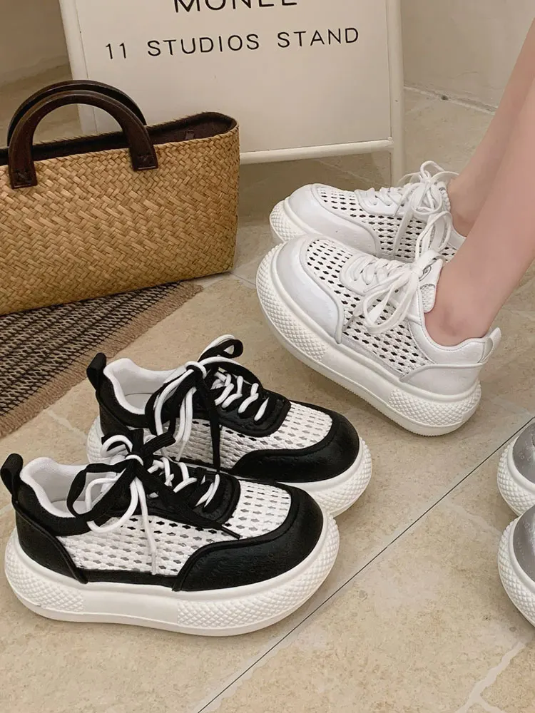 Summer 2026 Women's Casual Sports Shoes Lace-Up Thick Bottom Platform Sneakers Breathable Mesh Versatile Heightening Leisure
Summer 2026 Women's Casual Sports Shoes Lace-Up Thick Bottom Platform Sneakers Breathable Mesh Versatile Heightening Leisure