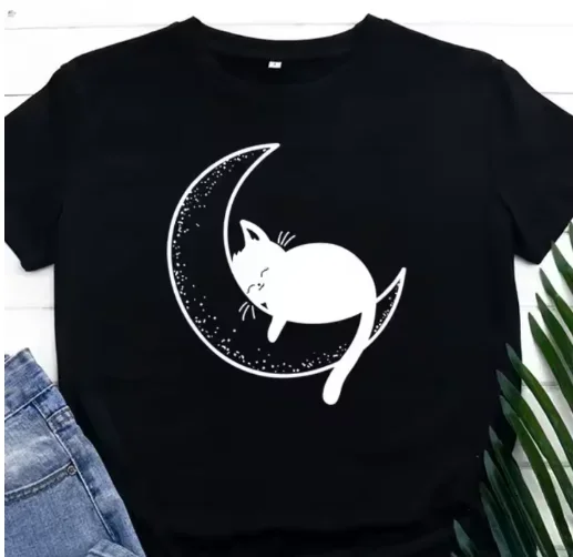 Cute Sleeping Cat on Moon T Shirt Minimalist Short Sleeve Casual Top Celestial Fashionable Korean Style Versatile Balck White
Cute Sleeping Cat on Moon T Shirt Minimalist Short Sleeve Casual Top Celestial Fashionable Korean Style Versatile Balck White