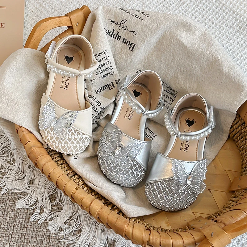 Toddler Sandals Sweet Chic Butterfly Breathable Girls Princess Shoes for Party Soft 2026 New Kids Casual Shoes Pretty Non-slip
Toddler Sandals Sweet Chic Butterfly Breathable Girls Princess Shoes for Party Soft 2026 New Kids Casual Shoes Pretty Non-slip