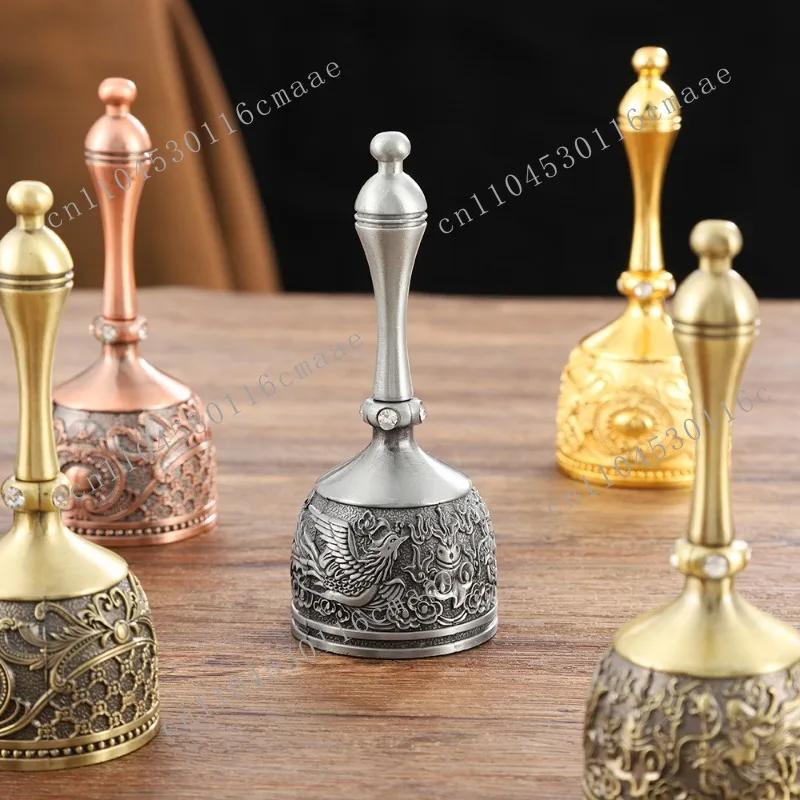Retro bell metal handle hand bell, bar restaurant dish bell, bronze dragon and phoenix hand bell
Retro bell metal handle hand bell, bar restaurant dish bell, bronze dragon and phoenix hand bell