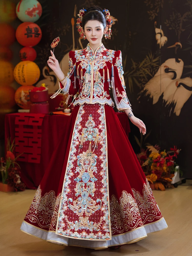 High-End Xiuhe Dress Wedding Clothes 2025 New Bridal Bride Outfit Chinese Style High Sense
High-End Xiuhe Dress Wedding Clothes 2025 New Bridal Bride Outfit Chinese Style High Sense