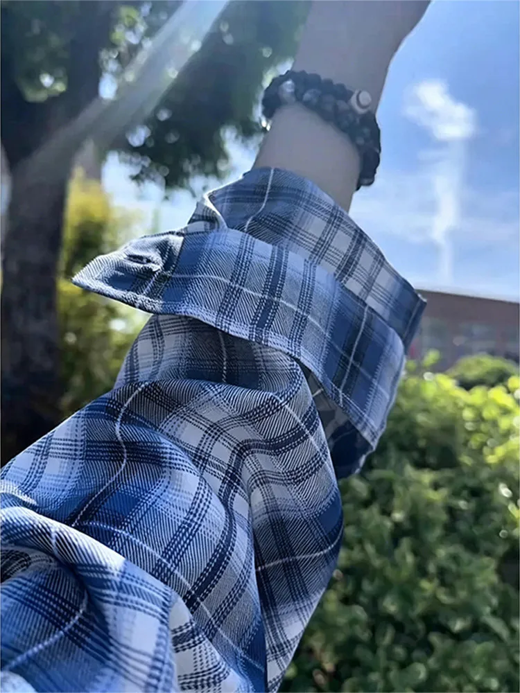 Loose Fit Summer Thin Long Sleeve Blue White Plaid Men's Shirt Korean Lazy Style Couple Outerwear Sun Protection Casual Shirt
Loose Fit Summer Thin Long Sleeve Blue White Plaid Men's Shirt Korean Lazy Style Couple Outerwear Sun Protection Casual Shirt