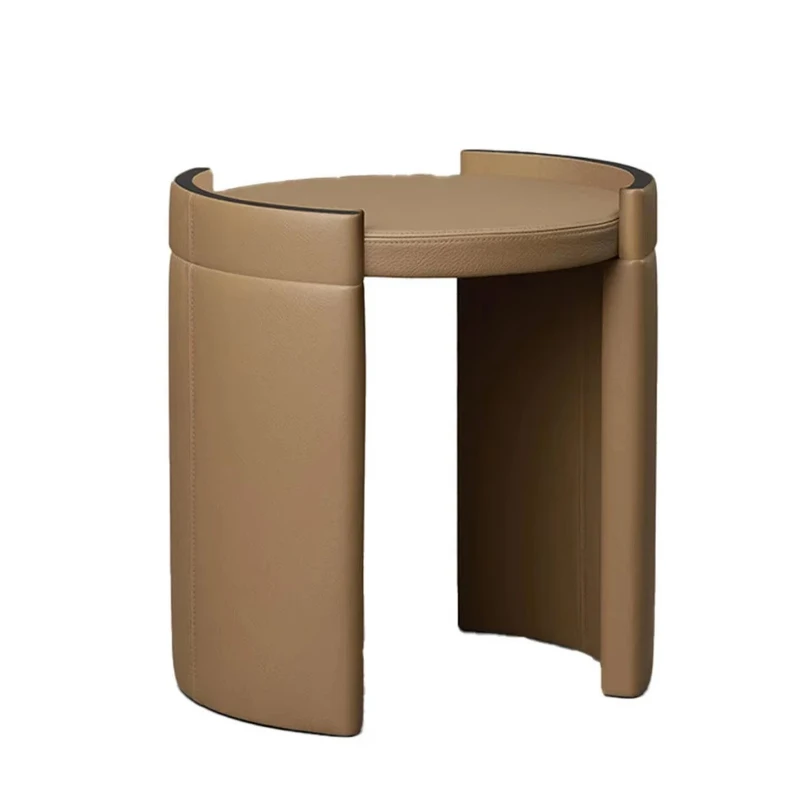 High-end modern solid wood coffee table with glass top and metal frame, suitable for living room luxury furniture
High-end modern solid wood coffee table with glass top and metal frame, suitable for living room luxury furniture