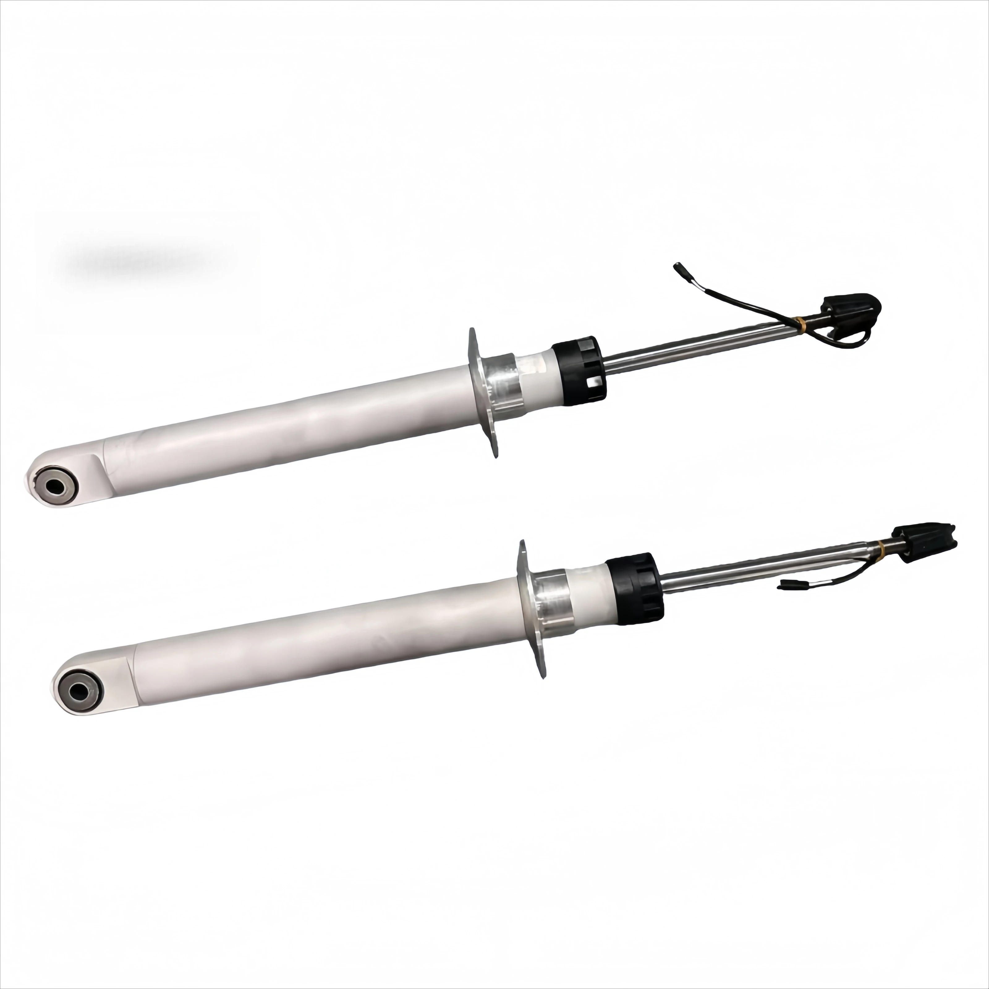 For Maserati Ghibli Quattroporte front shock absorber with sensor model 670005455 New Status
For Maserati Ghibli Quattroporte front shock absorber with sensor model 670005455 New Status