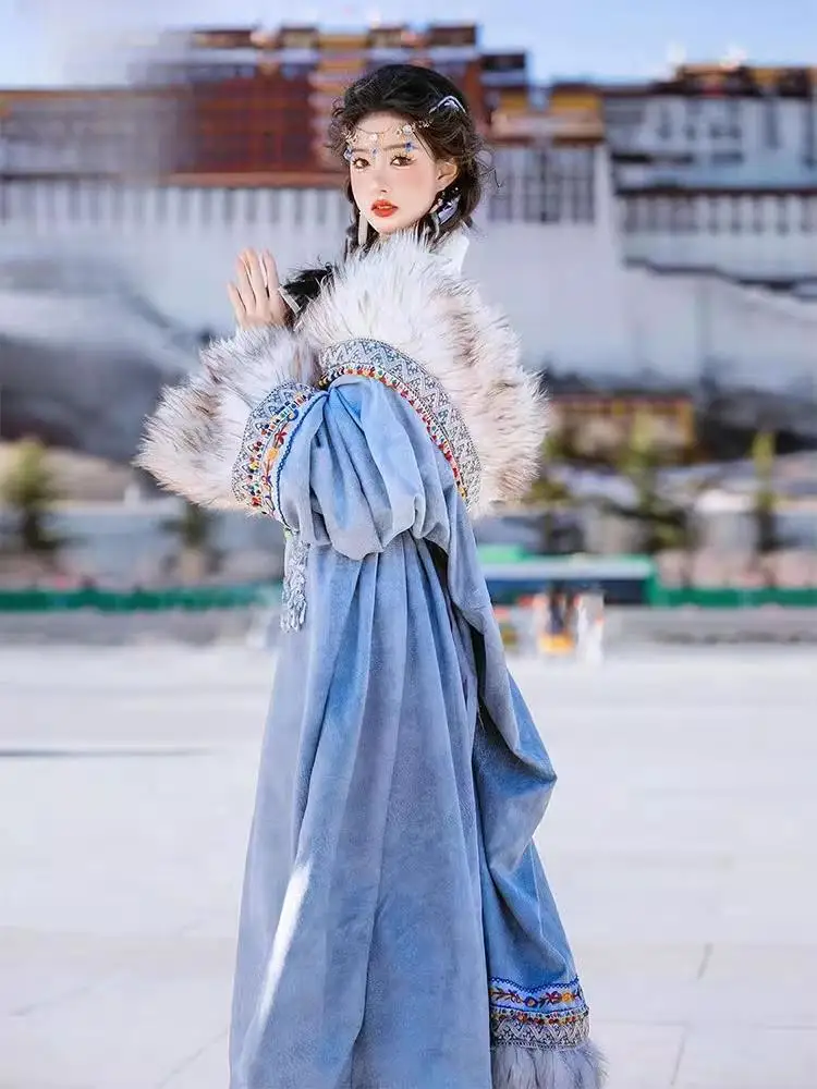Tibetan Clothing Women's New Robe Tourism Ethnic Minority Style Photo Dance
Tibetan Clothing Women's New Robe Tourism Ethnic Minority Style Photo Dance