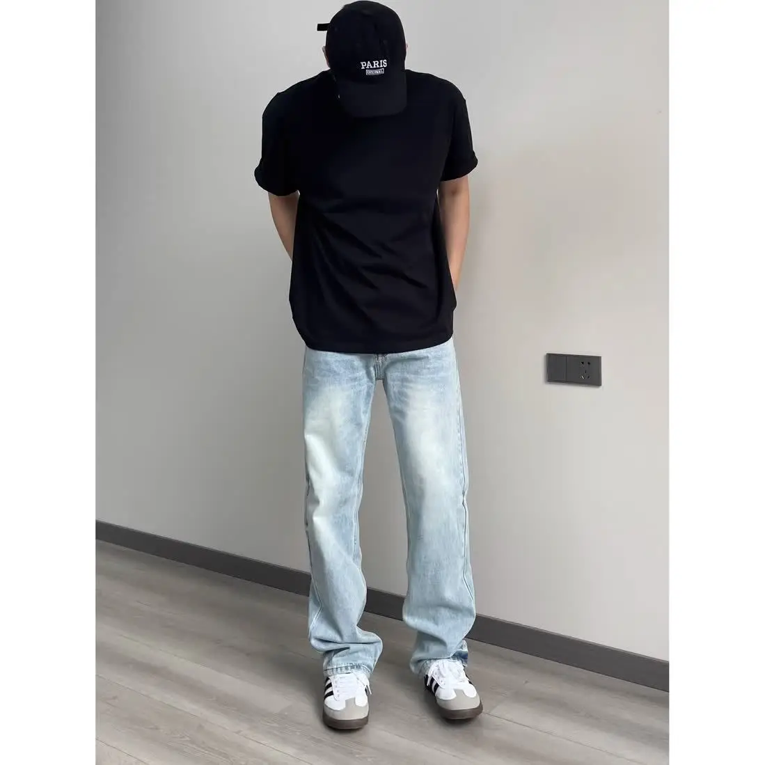 Baggy Jeans Men Elastic Waist Loose Fit Vintage 90s Denim Pants Y2k Hip Hop Straight Leg Skater Jeans Streetwear
Baggy Jeans Men Elastic Waist Loose Fit Vintage 90s Denim Pants Y2k Hip Hop Straight Leg Skater Jeans Streetwear