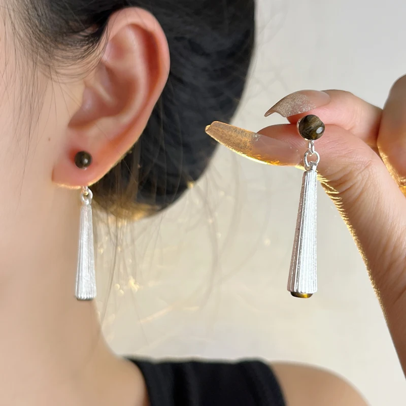 Tiger Eye Stone Long Earrings for Women, Luxury Hypoallergenic Silver Stud Earrings, Daily Party Dinner Jewelry Gift Accessories
Tiger Eye Stone Long Earrings for Women, Luxury Hypoallergenic Silver Stud Earrings, Daily Party Dinner Jewelry Gift Accessories