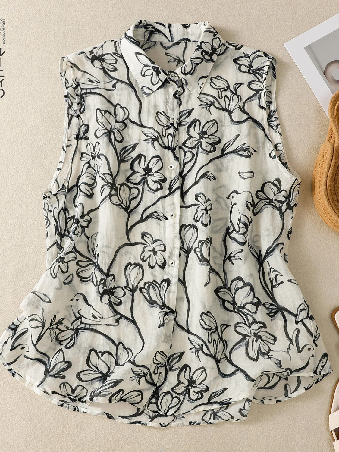 High-End Printed Loose Sleeveless Women's Shirt Commuter Style Summer Fashionable Small Top Comfortable Fit Floral Design
High-End Printed Loose Sleeveless Women's Shirt Commuter Style Summer Fashionable Small Top Comfortable Fit Floral Design