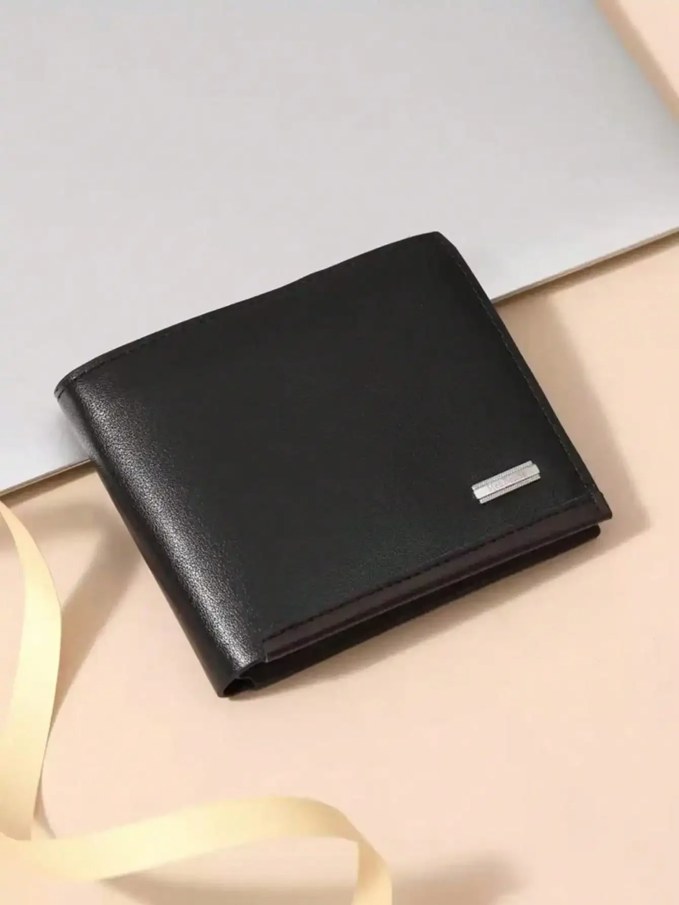 Minimalist Short Wallet With Coin Pouch, Vintage Business Casual Men's Wallet, Men's Genuine Leather Wallet, Mini Wallet, Autumn
Minimalist Short Wallet With Coin Pouch, Vintage Business Casual Men's Wallet, Men's Genuine Leather Wallet, Mini Wallet, Autumn