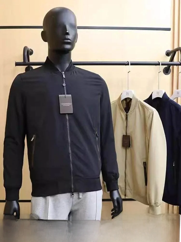 Итальянская роскошная уличная функциональная ткань высокой плотности, мужская весенне-осенняя бейсбольная куртка с воротником-пилотом, подходит для однотонного цвета
Итальянская роскошная уличная функциональная ткань высокой плотности, мужская весенне-осенняя бейсбольная куртка с воротником-пилотом, подходит для однотонного цвета