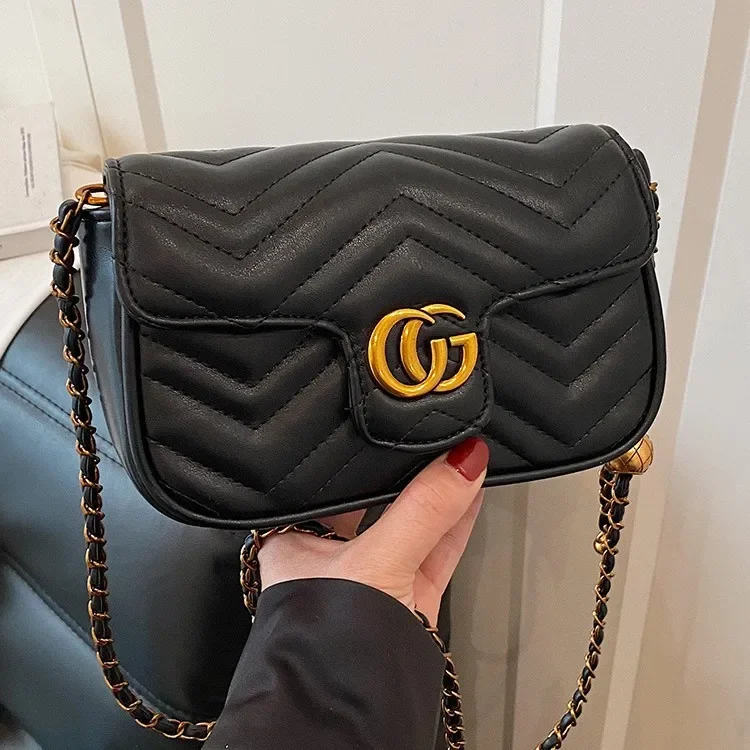2025 New Designer Inspired Women Chain Bag Luxury Textured Crossbody Shoulder Bag Mini Square Underarm Purse for Casual Evening
2025 New Designer Inspired Women Chain Bag Luxury Textured Crossbody Shoulder Bag Mini Square Underarm Purse for Casual Evening