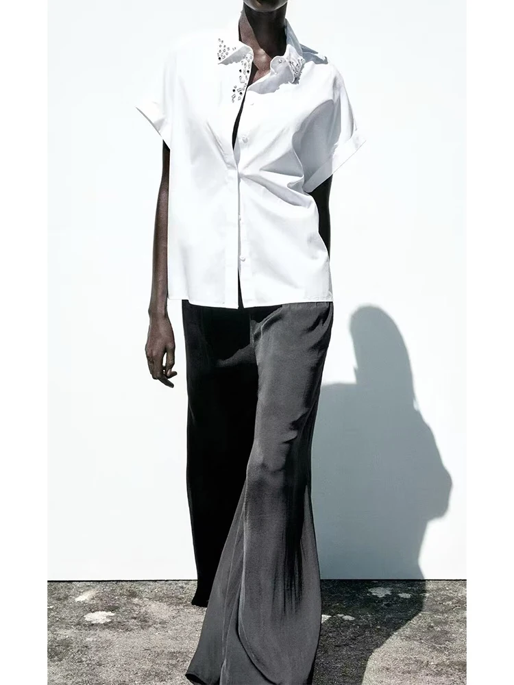 European style new women's fashion versatile temperament simple solid color jewelry inlaid collar poplin shirt
European style new women's fashion versatile temperament simple solid color jewelry inlaid collar poplin shirt