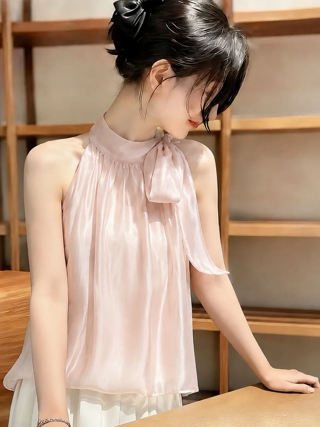 Korean Style Sweet Tie Waist Sleeveless Vest Soft Lightweight Women's Top Elegant Straight Cut Summer Fashionable Shirt
Korean Style Sweet Tie Waist Sleeveless Vest Soft Lightweight Women's Top Elegant Straight Cut Summer Fashionable Shirt