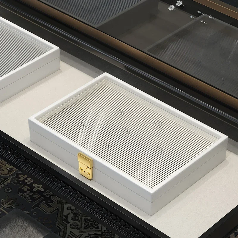 Jewelry box, high-end PU leather earrings, bracelets, necklaces, ring boxes, jewelry storage and display jewelry boxes
Jewelry box, high-end PU leather earrings, bracelets, necklaces, ring boxes, jewelry storage and display jewelry boxes