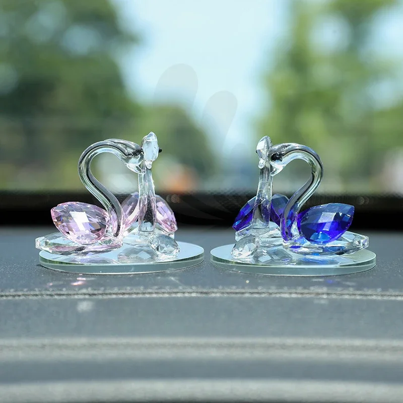 Crystal Swan Decorative Ornaments Car Home Decoration Wedding Creative Holiday Gifts Living Room Decoration Room Decoration
Crystal Swan Decorative Ornaments Car Home Decoration Wedding Creative Holiday Gifts Living Room Decoration Room Decoration