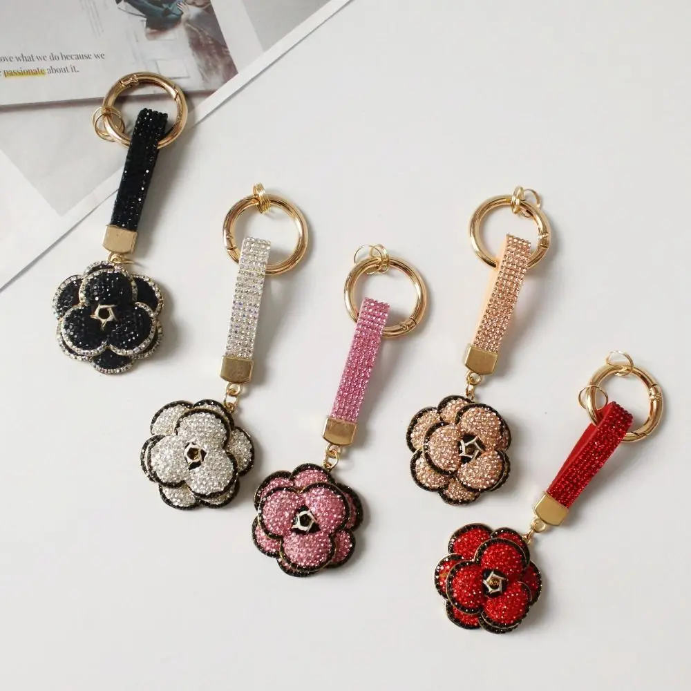 Rhinestone Camellia Flower Keychain Accessories Creative Car Keyring Holder Ornament Cute Car Interior Decor Pendant
Rhinestone Camellia Flower Keychain Accessories Creative Car Keyring Holder Ornament Cute Car Interior Decor Pendant