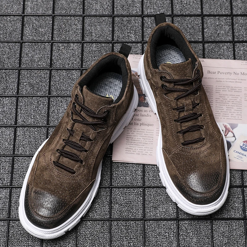 Men's Autumn and Winter New Boots High-top Boots Pigskin Non-slip Flat Heel All-match Outdoor Round Toe Fashion Thick Bottom
Men's Autumn and Winter New Boots High-top Boots Pigskin Non-slip Flat Heel All-match Outdoor Round Toe Fashion Thick Bottom