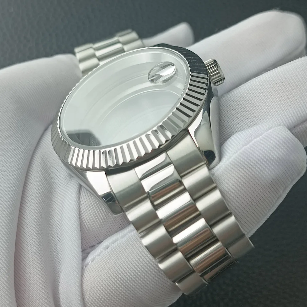 40mm M8285/8215 high-quality watch case, sapphire glass 316L stainless steel watch case suitable for 31mm dial
40mm M8285/8215 high-quality watch case, sapphire glass 316L stainless steel watch case suitable for 31mm dial