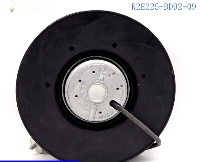 1 piece R2E225-BD92-09 230V M2E068-DF Turbo Extraction Purification Fan
1 piece R2E225-BD92-09 230V M2E068-DF Turbo Extraction Purification Fan