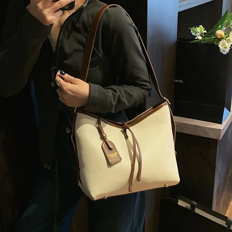 New Soft Pu Leather Shoulder Hand Bags for Women Mother Handbags Color Contrast Crossbody Bag Casual Tote Designer Luxury Bag
New Soft Pu Leather Shoulder Hand Bags for Women Mother Handbags Color Contrast Crossbody Bag Casual Tote Designer Luxury Bag