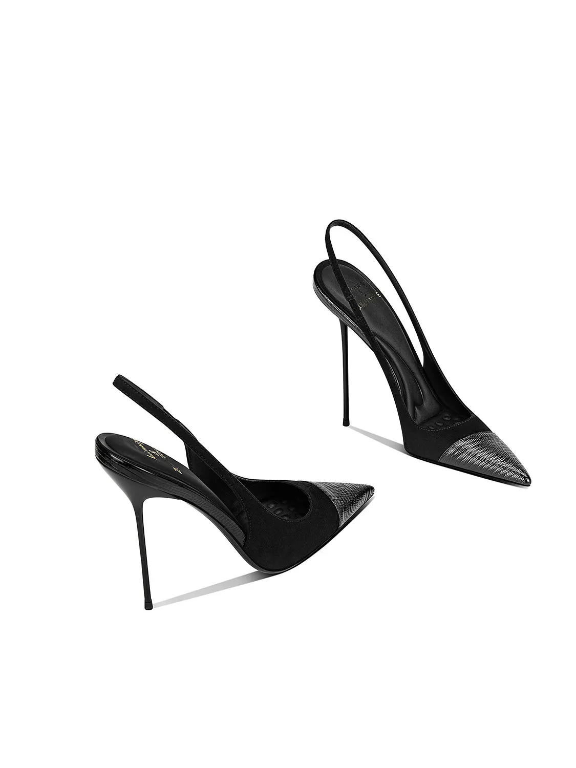 2026 Spring/Summer New Collection, niche design, black, sexy, pointed, thin heeled high heels, versatile for women's commuting
2026 Spring/Summer New Collection, niche design, black, sexy, pointed, thin heeled high heels, versatile for women's commuting