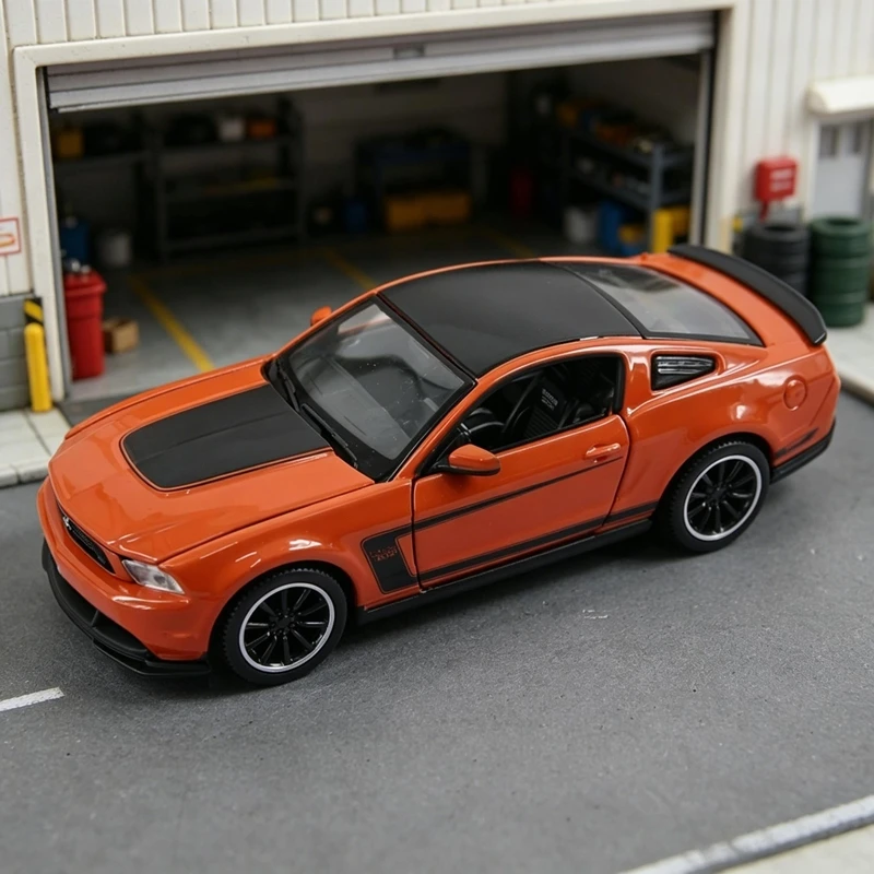 Maisto 1:24 Simulation Ford Mustang BOSS 302 alloy car model, doors and hood can be opened rich in details, finely crafted
Maisto 1:24 Simulation Ford Mustang BOSS 302 alloy car model, doors and hood can be opened rich in details, finely crafted