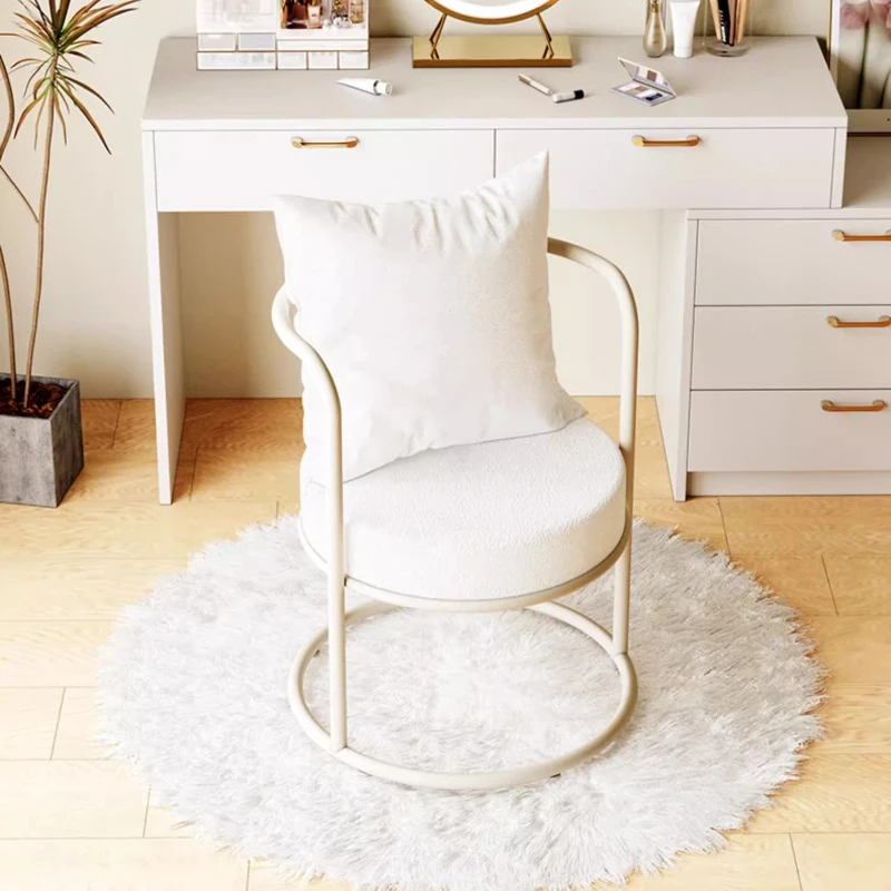 Vanilla Cream Vanity Stool,Tubular Iron Makeup Chair Water-Resistant Accent Seat with Curved Back Dining Living Room Decor Chair
Vanilla Cream Vanity Stool,Tubular Iron Makeup Chair Water-Resistant Accent Seat with Curved Back Dining Living Room Decor Chair
