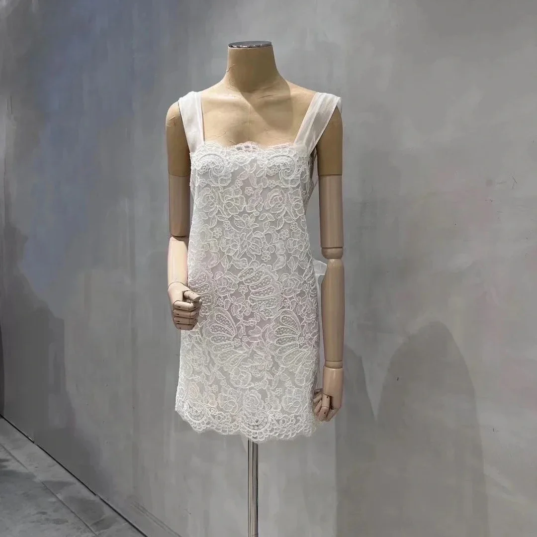 2024 Spring Summer Black White Blue Green Orange Two-piece Patcheork Embroidery Sleeveless Lace Mini Dress
2024 Spring Summer Black White Blue Green Orange Two-piece Patcheork Embroidery Sleeveless Lace Mini Dress