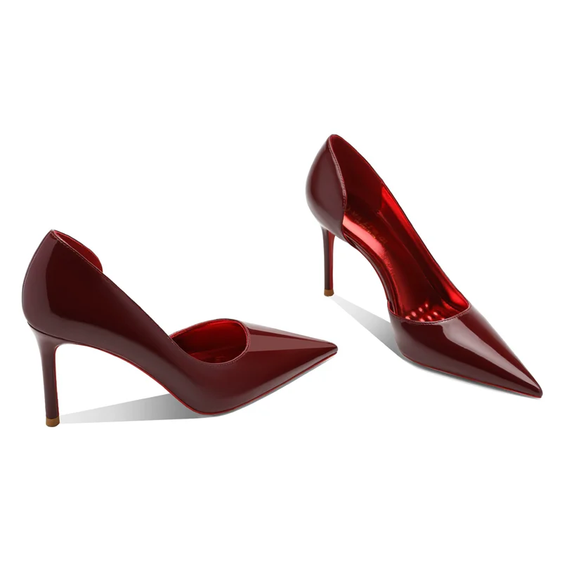 Spring and summer new pointed shallow patent leather sexy single shoes thin-heeled high-heeled banquet dress women's sandals
Spring and summer new pointed shallow patent leather sexy single shoes thin-heeled high-heeled banquet dress women's sandals
