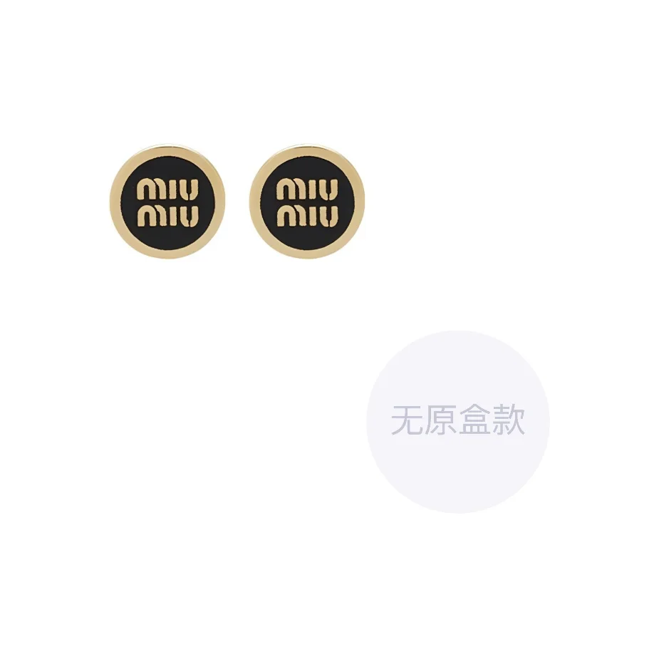 Miu Miu Orecchini a bottone con logo 5JO912_2F6T_F0002
Miu Miu Orecchini a bottone con logo 5JO912_2F6T_F0002