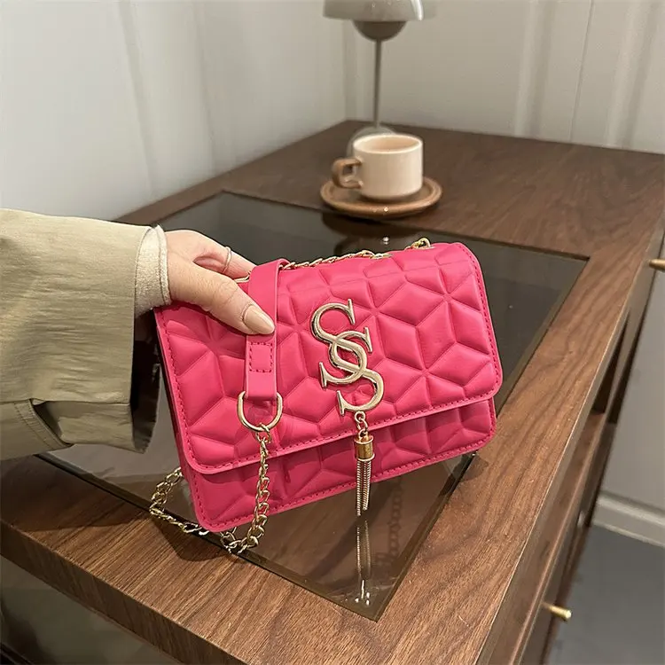 2026 New Women's Chain Shoulder Bag, Minimalist Niche Trend Crossbody Bag, Casual Vintage Small Square Bag
2026 New Women's Chain Shoulder Bag, Minimalist Niche Trend Crossbody Bag, Casual Vintage Small Square Bag