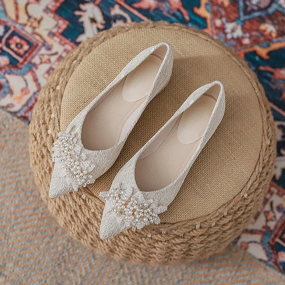 High Heels Women's Spring and Autumn New One-word Diamond Bead Crystal Wedding Shoes Thick Heel Pointed Bride Shoes Pumps Women
High Heels Women's Spring and Autumn New One-word Diamond Bead Crystal Wedding Shoes Thick Heel Pointed Bride Shoes Pumps Women