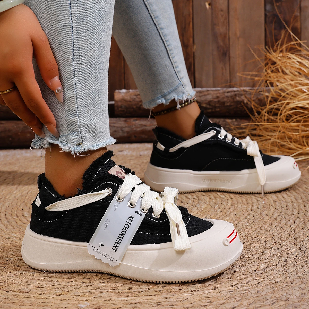 New Women Sneakers Mesh Breathable Platform Sneakers Women Casual Lace Up Outdoor Women Shoes Low Top Sneakers Zapatos De Mujer
New Women Sneakers Mesh Breathable Platform Sneakers Women Casual Lace Up Outdoor Women Shoes Low Top Sneakers Zapatos De Mujer