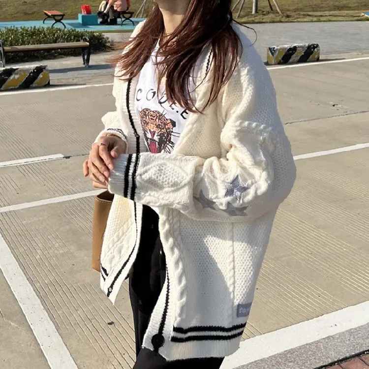 Embroidered Star Loose Sweater Women Long-Sleeved Single-Breasted Oversized Knitted Cardigan Autumn Winter Long-Sleeved Top
Embroidered Star Loose Sweater Women Long-Sleeved Single-Breasted Oversized Knitted Cardigan Autumn Winter Long-Sleeved Top