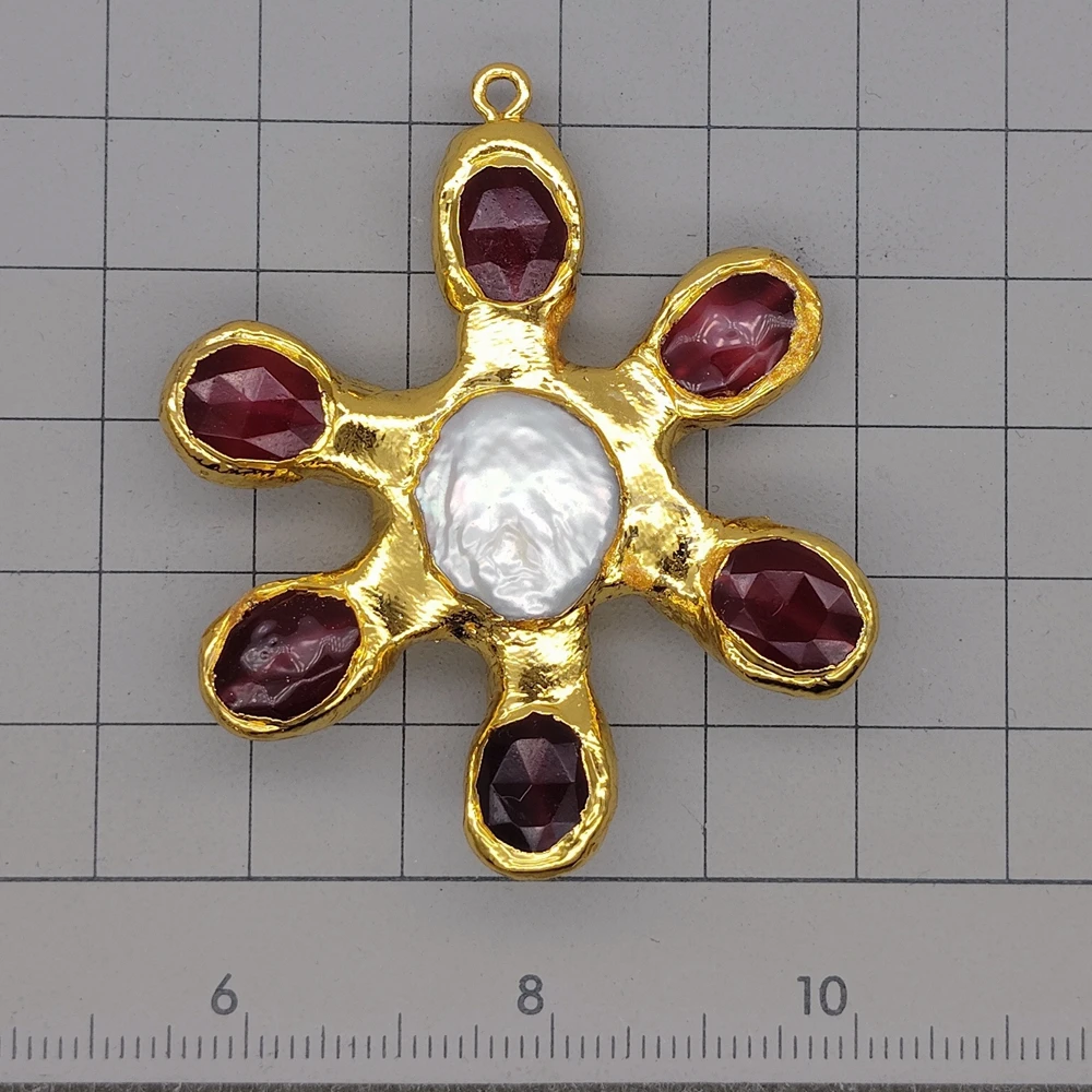 5 PCS Cultured White Coin Pearl Red Jade Flower Pendant Charm For Handmade
5 PCS Cultured White Coin Pearl Red Jade Flower Pendant Charm For Handmade