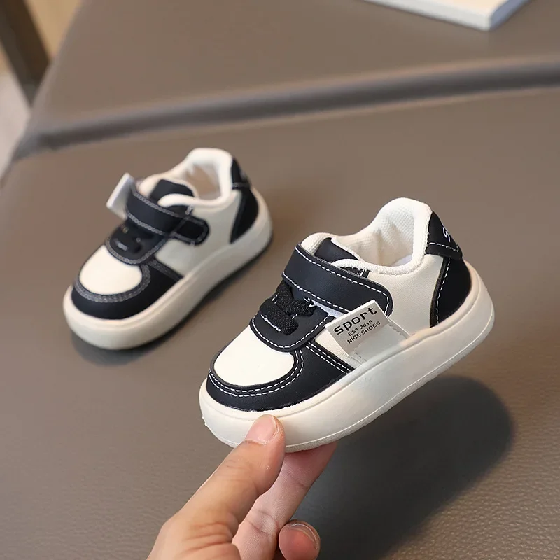Spring and Autumn New Baby Soft Bottom Toddler Shoes Girls and Boys Casual Sneakers
Spring and Autumn New Baby Soft Bottom Toddler Shoes Girls and Boys Casual Sneakers