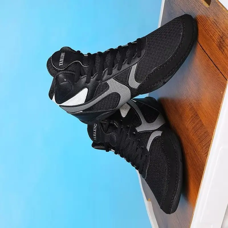 Professional Wrestling Boots Men Breathable Fighting Shoes for Men Anti-Slip Boxing Shoes for Mens High Gym Training Shoe Mans
Professional Wrestling Boots Men Breathable Fighting Shoes for Men Anti-Slip Boxing Shoes for Mens High Gym Training Shoe Mans