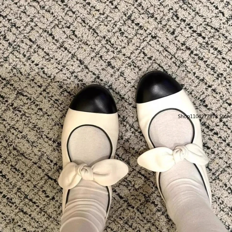 Spring New Low Heel Shoes Women's Fashion Round Head Shallow Mouth Butterfly Knot Color Soft Sole Non-slip Single Shoes
Spring New Low Heel Shoes Women's Fashion Round Head Shallow Mouth Butterfly Knot Color Soft Sole Non-slip Single Shoes