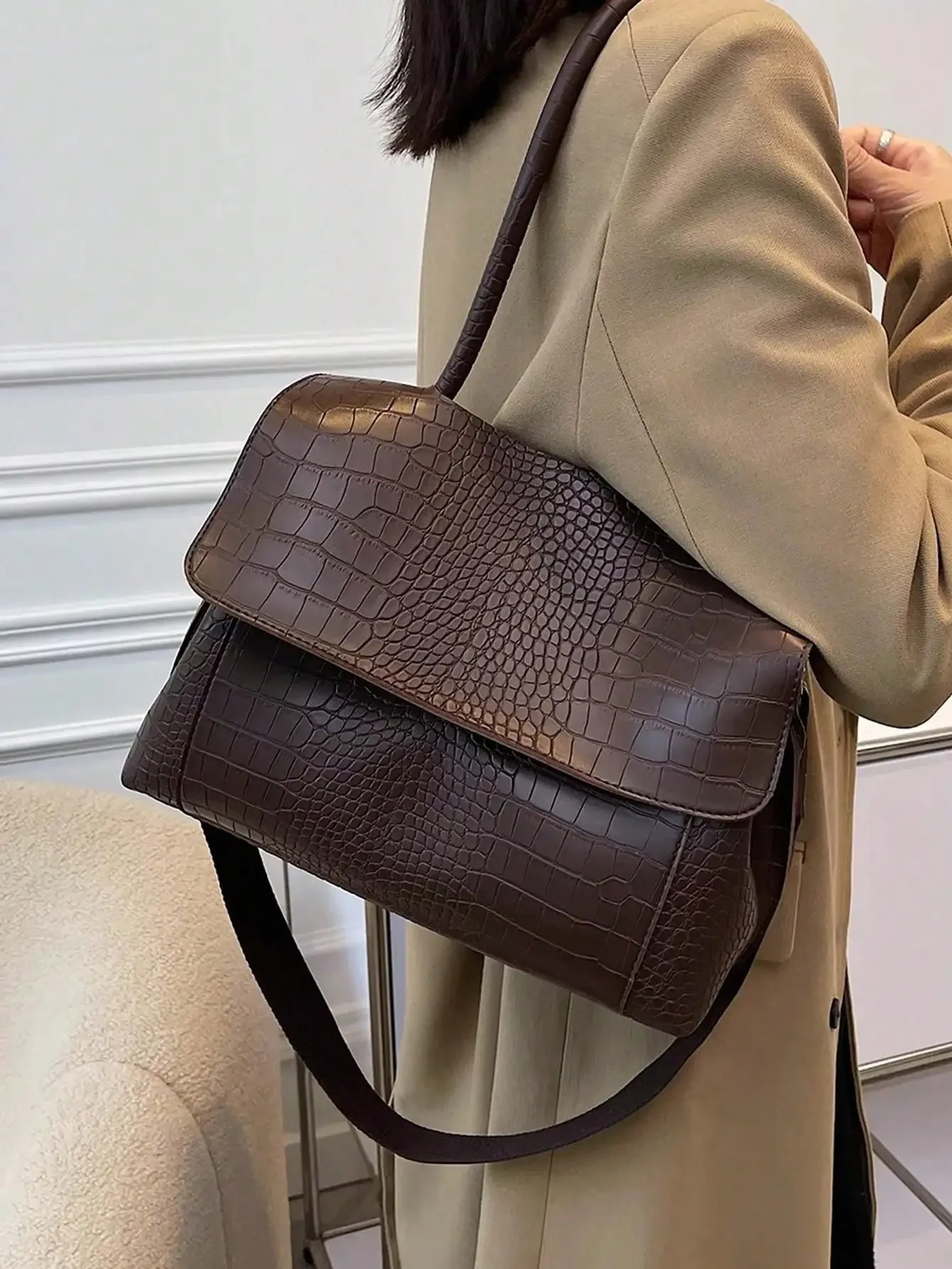 2024 New Stylish Armpit Crossbody Bag, Large Capacity Single Shoulder Commuting Bag, Hand-held Tote Bag Повседневная Сумка
2024 New Stylish Armpit Crossbody Bag, Large Capacity Single Shoulder Commuting Bag, Hand-held Tote Bag Повседневная Сумка