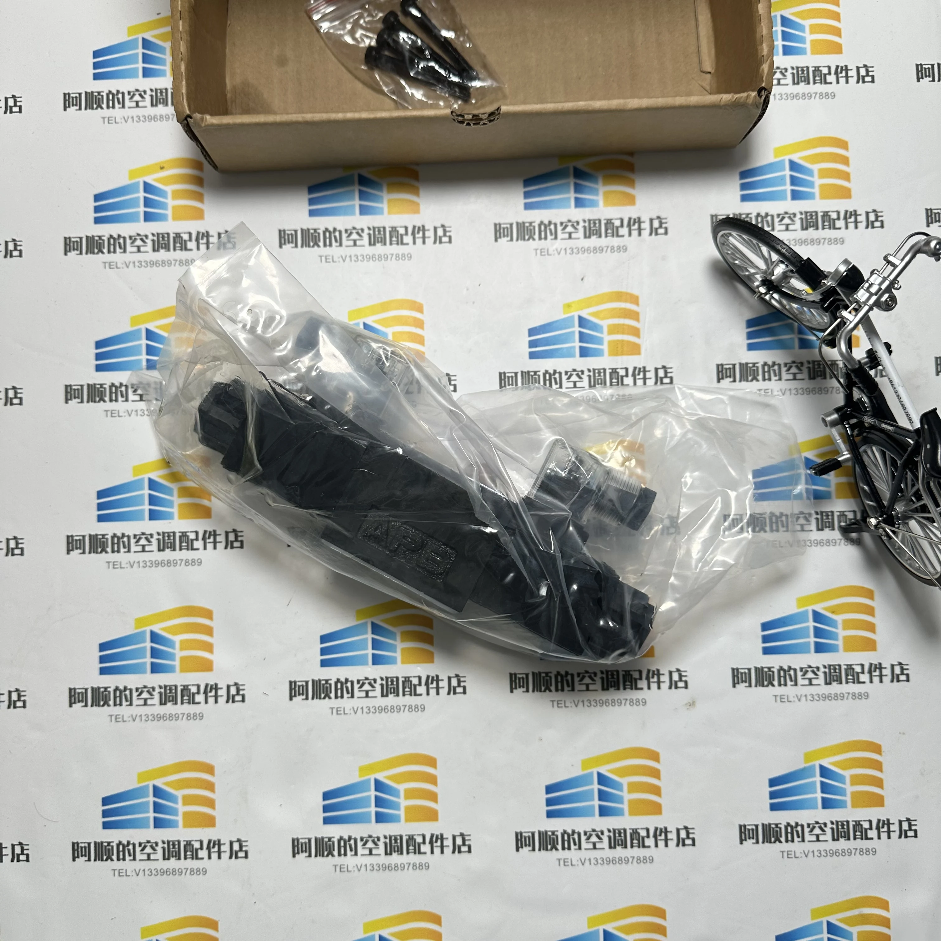 951A0114H01 Air Conditioner Solenoid Valve Repair Part for Conditioners
951A0114H01 Air Conditioner Solenoid Valve Repair Part for Conditioners