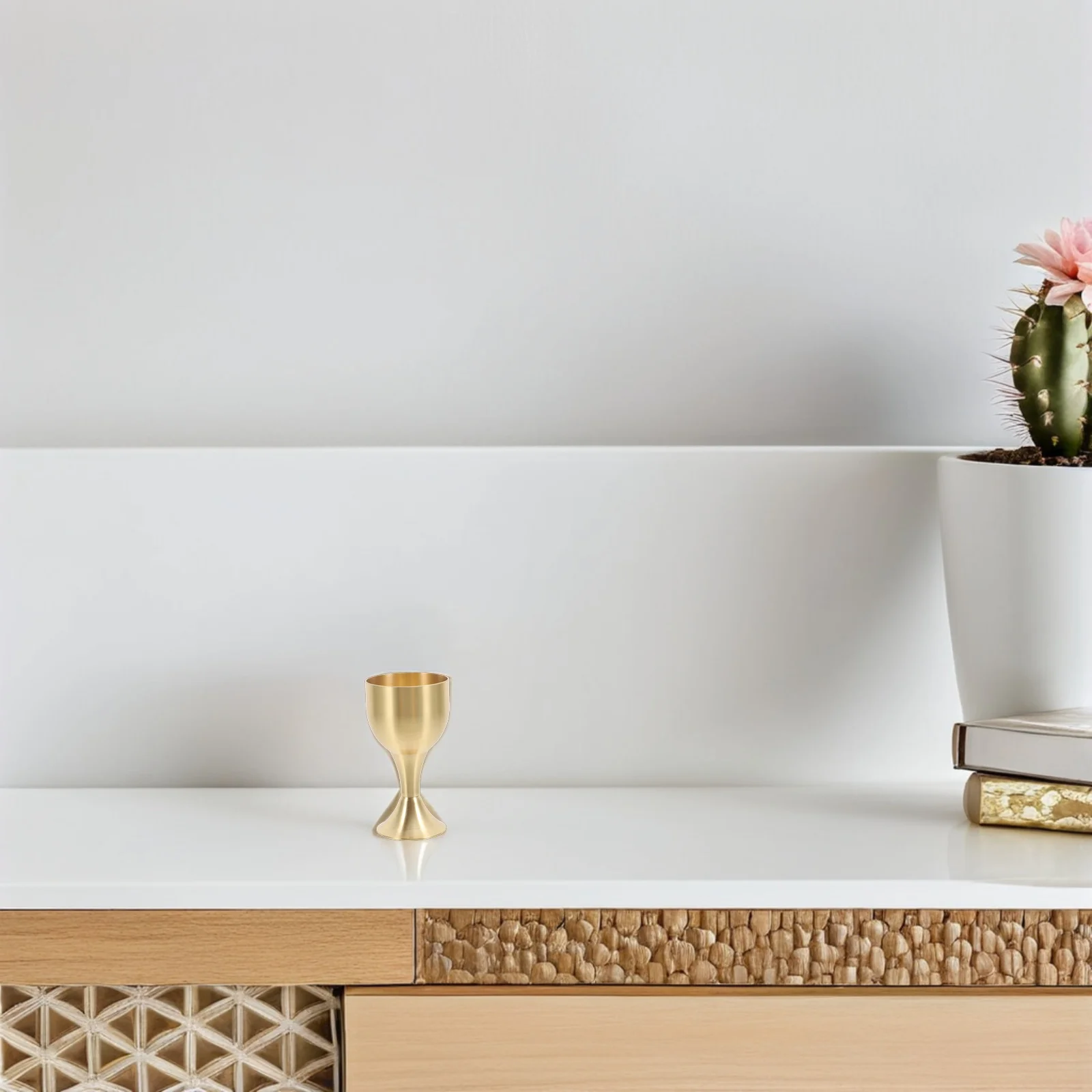 4Pcs Vintage Goblet Medieval Chalice Cup Set Copper Alloy Drinking Vessel Elegant Retro Home Accessory for Themed Party
4Pcs Vintage Goblet Medieval Chalice Cup Set Copper Alloy Drinking Vessel Elegant Retro Home Accessory for Themed Party