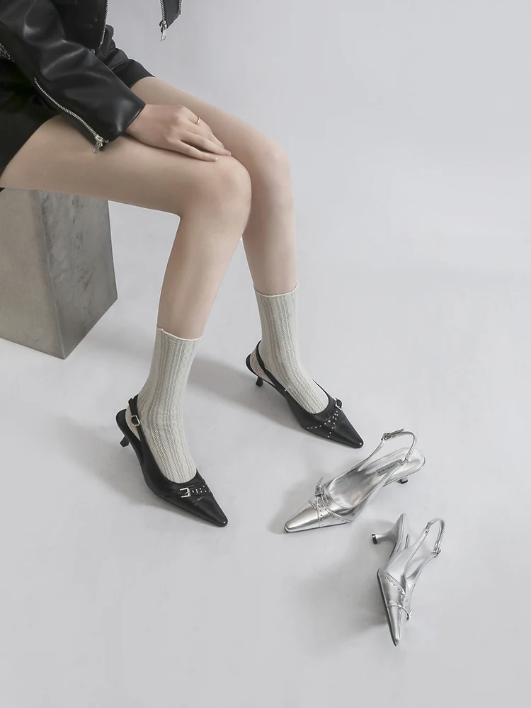 Lin Xiangwan Dark Girl Black High Heels Design Sense Small Audience Mid-century Style Rivet Korean System Rich Girl Sandals W...
Lin Xiangwan Dark Girl Black High Heels Design Sense Small Audience Mid-century Style Rivet Korean System Rich Girl Sandals W...