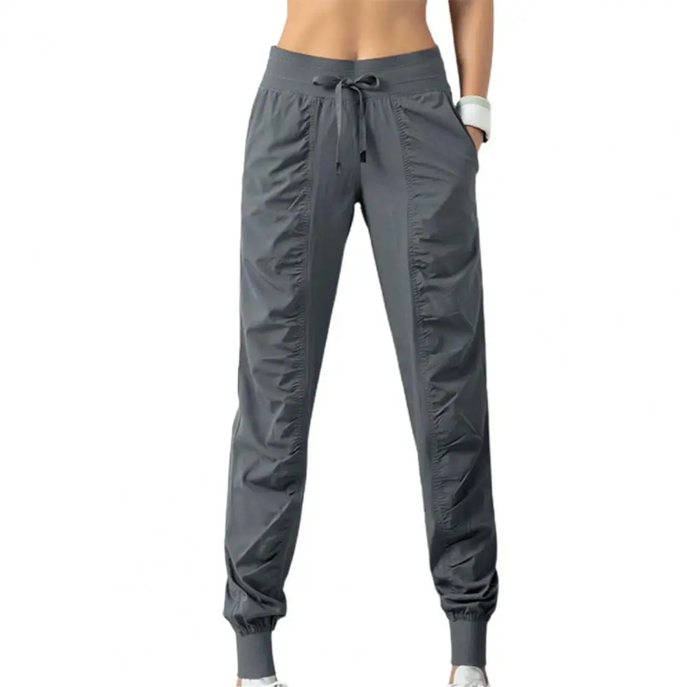 Women's Sweatpants High Waist Solid Color Casual Drawstring Ankle-Tied Slim Trousers Fitness Sports Pants with Two Side Pockets
Women's Sweatpants High Waist Solid Color Casual Drawstring Ankle-Tied Slim Trousers Fitness Sports Pants with Two Side Pockets