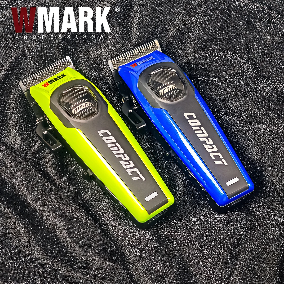 Профессиональная машинка для стрижки волос WMARK с 5-ступенчатой регулировкой, фиксированным DLC-ножом, двойной скоростью 7200/8000 об/мин, LED-подсветкой и магнитной ограничительной насадкой.
Профессиональная машинка для стрижки волос WMARK с 5-ступенчатой регулировкой, фиксированным DLC-ножом, двойной скоростью 7200/8000 об/мин, LED-подсветкой и магнитной ограничительной насадкой.
