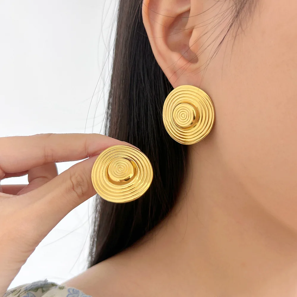 DIY accessories minimalist style titanium steel swirl round earrings niche design unique stud earrings fashion commuter 18K gol
DIY accessories minimalist style titanium steel swirl round earrings niche design unique stud earrings fashion commuter 18K gol
