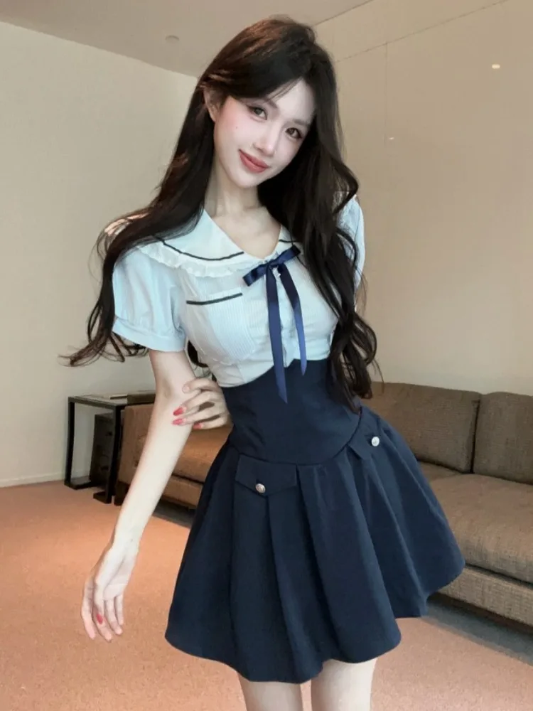 Sweet College Style Navy Collar Striped Top And Short Skirt Set Women's Summer Slimming High Waist Puffy Skirt Ensemble
Sweet College Style Navy Collar Striped Top And Short Skirt Set Women's Summer Slimming High Waist Puffy Skirt Ensemble