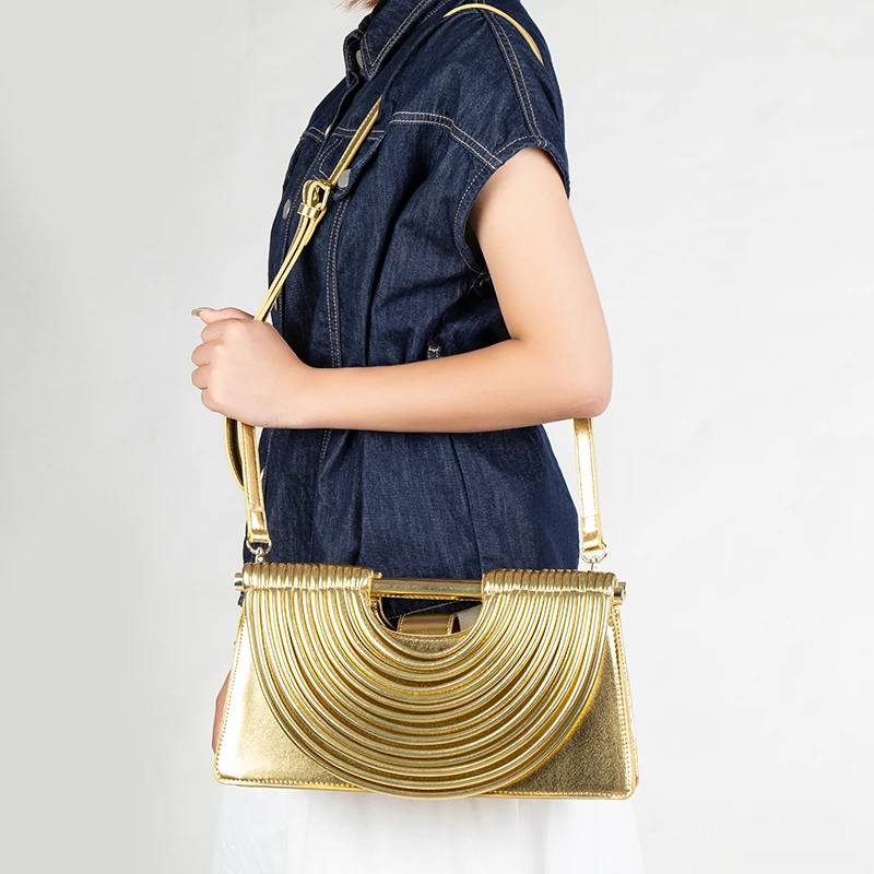 Handbags for Women 2025 New Gold Luxury Designer Brand Handwoven Noodle Bags Leather Pulled Hobo Silver Evening Clutch Chic 
Handbags for Women 2025 New Gold Luxury Designer Brand Handwoven Noodle Bags Leather Pulled Hobo Silver Evening Clutch Chic