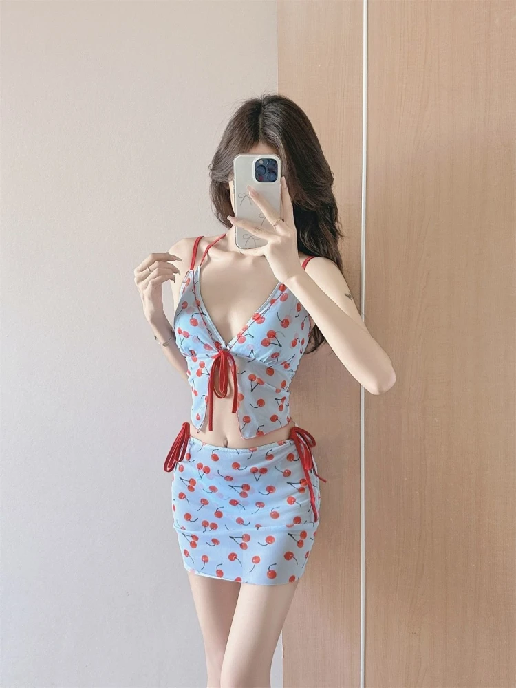 2026 New Women Cherry Print 4 Piece Swimsuit Set High Waisted Bikini Tummy Control Bathing Suit Vintage Beachwear
2026 New Women Cherry Print 4 Piece Swimsuit Set High Waisted Bikini Tummy Control Bathing Suit Vintage Beachwear